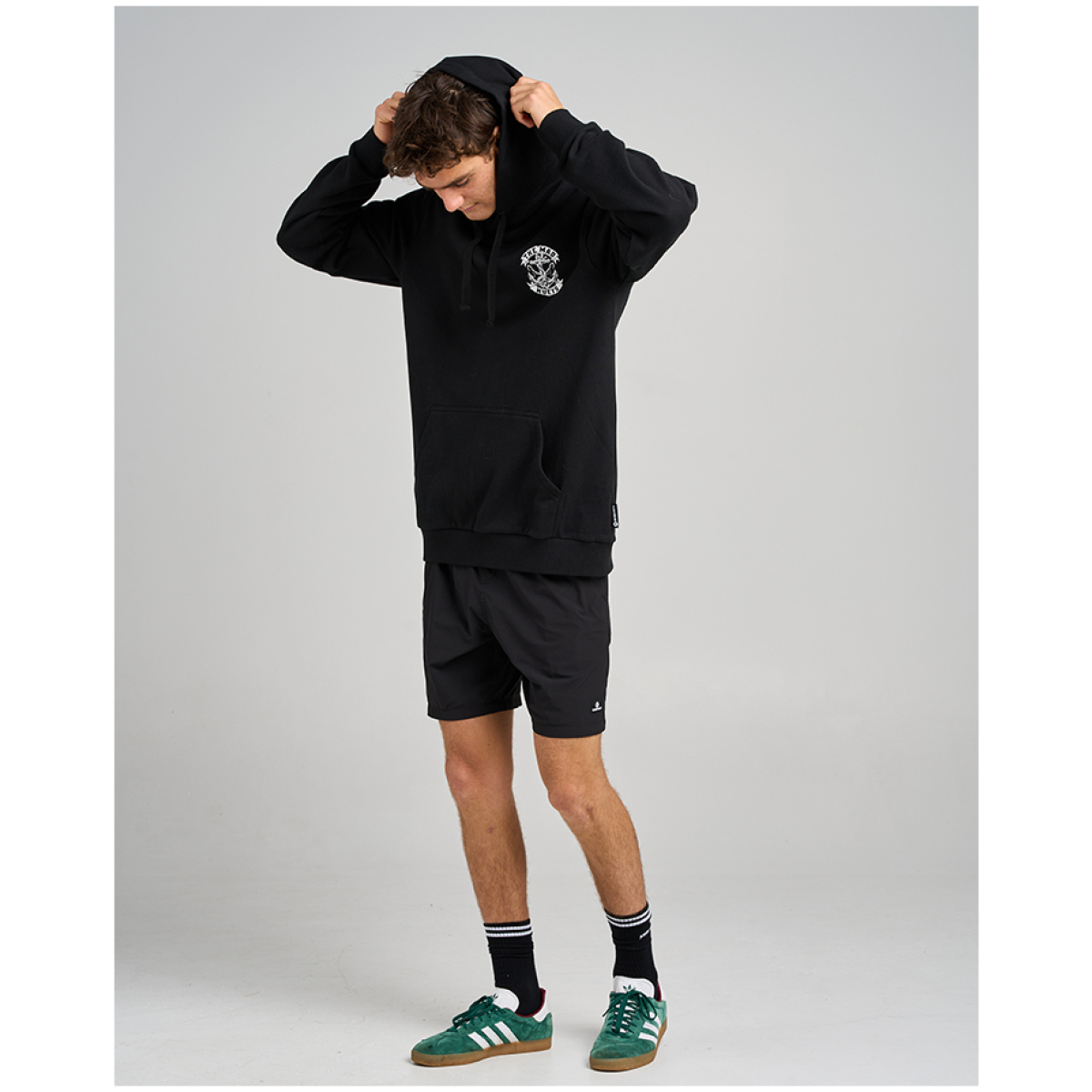 THE MAD HUEYS Drop Anchor Hooded Pullover – Black